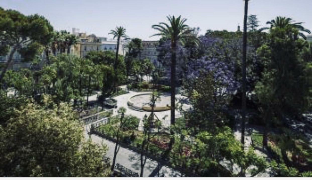 La Casa De Adolfo Apartment Кадис Екстериор снимка